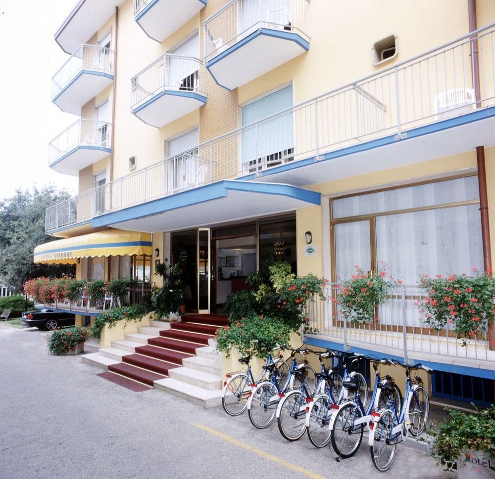 Hotel Azzorre リド・ディ・イエゾロ エクステリア 写真